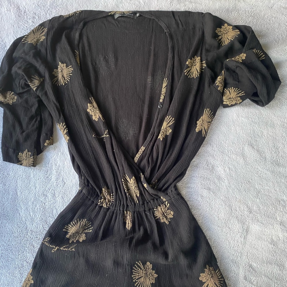 Living hula romper